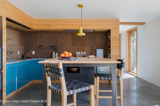 Photo - 94 Cherry Hill Rd