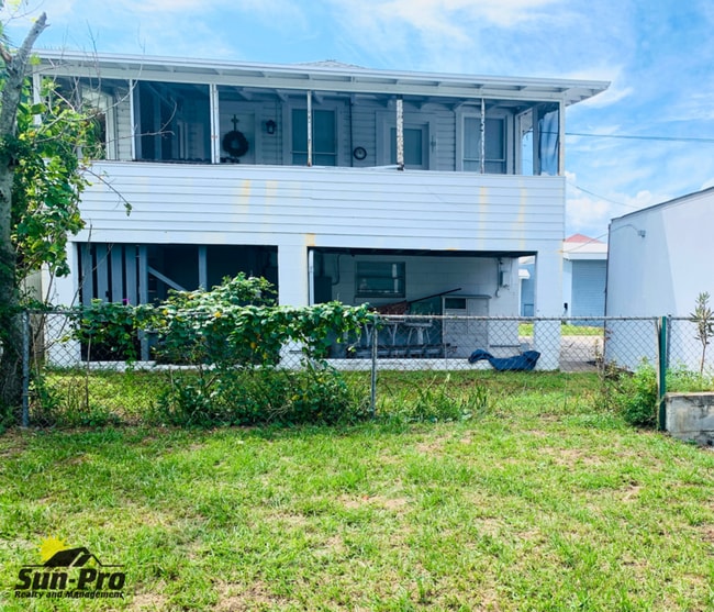 Building Photo - 808 S Grandview Ave Rental