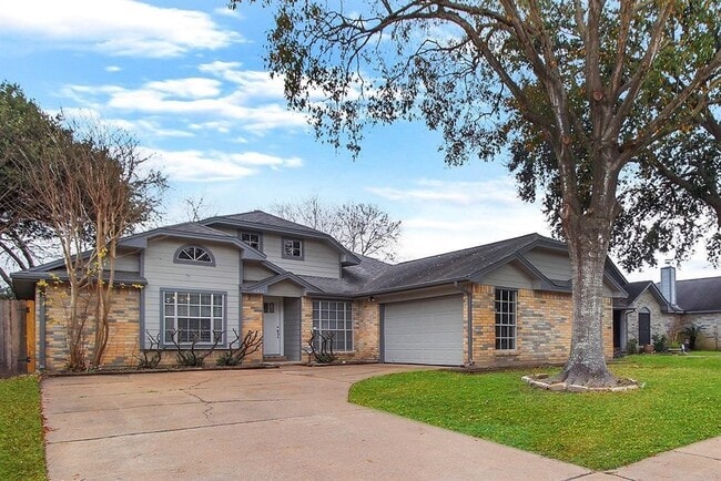 Photo - 16834 Applecross Ln