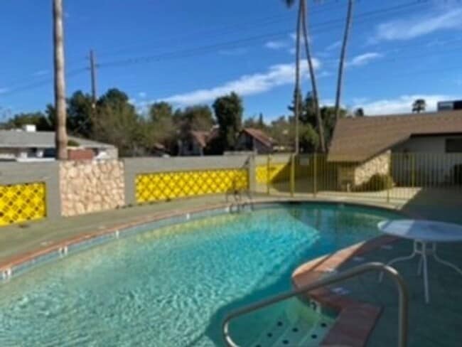 Sunshine Apartments