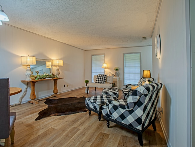 Photo - 2202 Aberdeen Dr Unit 2204