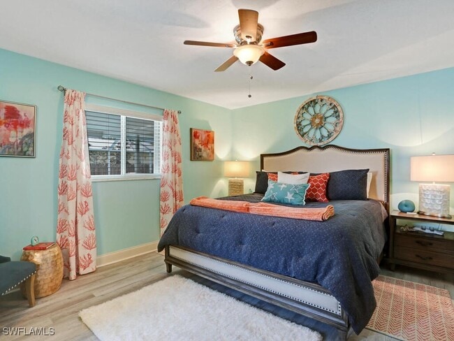 Photo - 625 97th Ave N