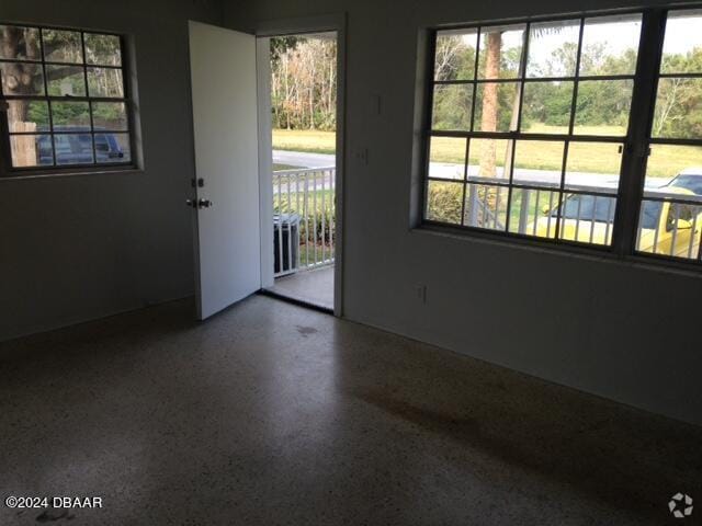 Building Photo - 1184 S Palmetto Ave Rental