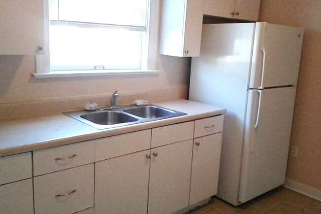 Photo - 2604 Dellwood Ave