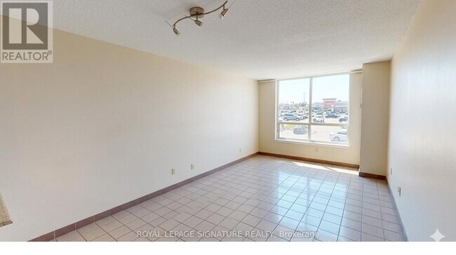Photo - 2470 Eglinton Ave W Unit 106