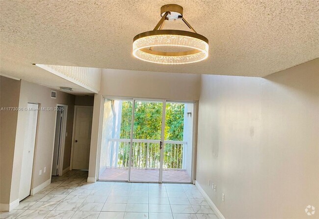 Building Photo - 4654 NW 97th Pl Rental