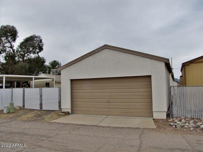 Photo - 725 S Vía Serena