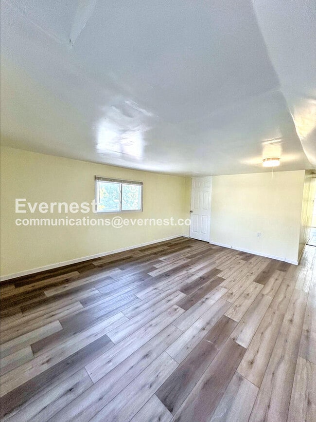 Photo - 3391 W 117th St Unidad 3