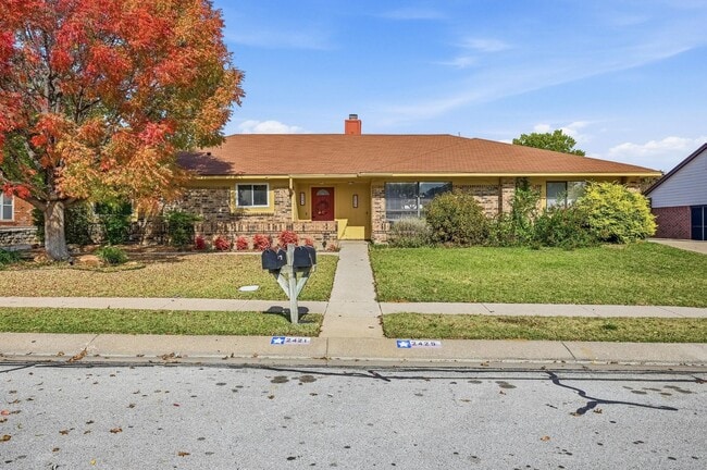 Building Photo - Wonderful 2 Bed 2 Bath Home!