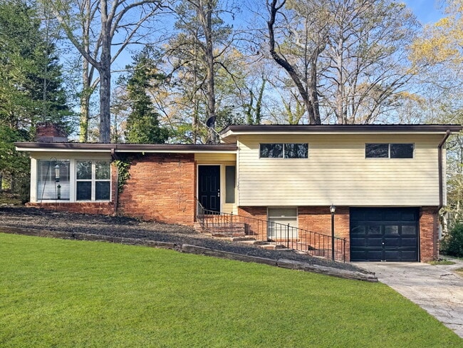 Photo - Newly Remodeled Home in the Heart of Gainesville – Available Now!