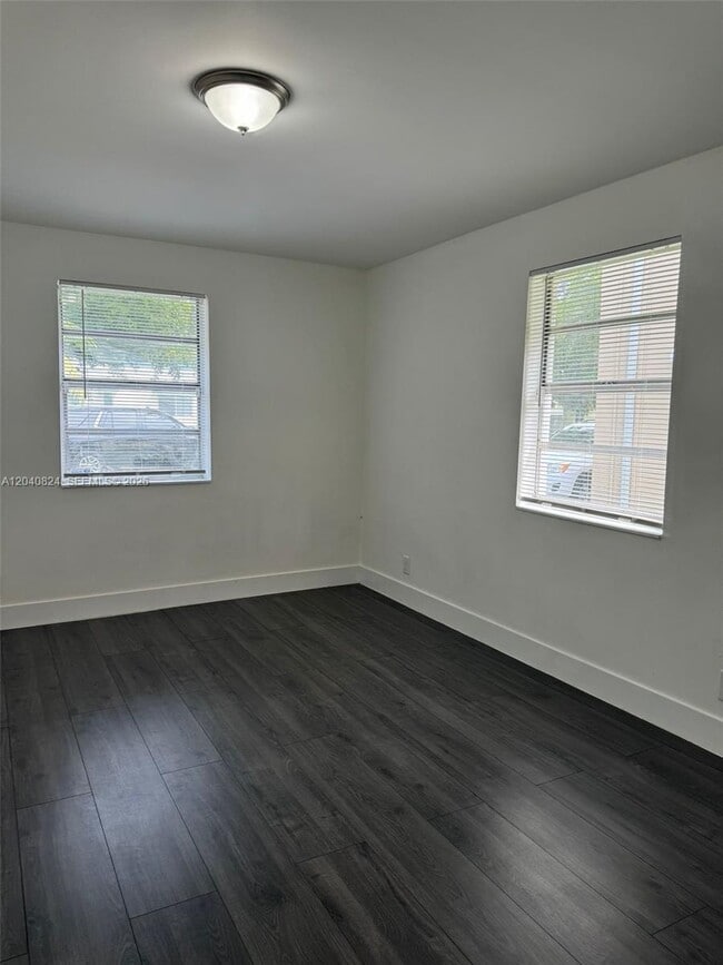 Photo - 1842 Madison St Unit 2