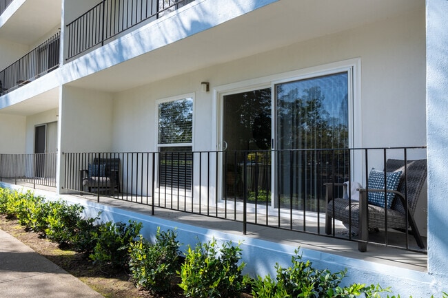 1BR, 1BA - Modelo de un dormitorio - Balcón