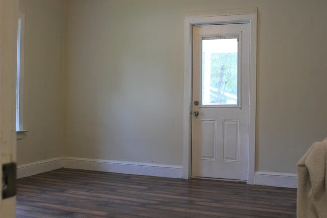 Photo - 6379 Delacy Rd