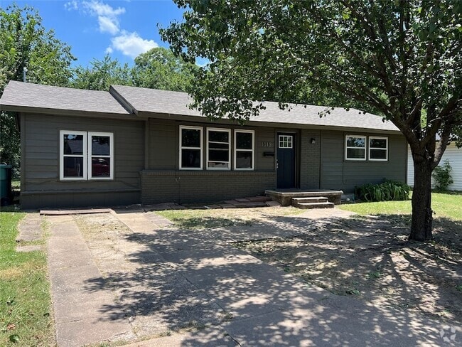 Building Photo - 1515 N Binkley St Rental