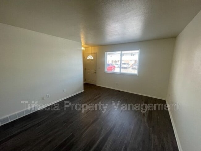 Photo - 2121 35th Ave