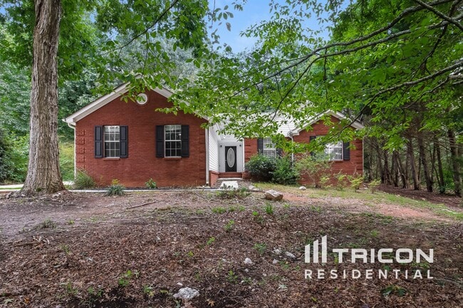 Building Photo - 85 Parkwood Dr Rental