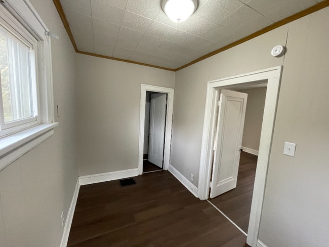 Photo - 6553 Newman Ave