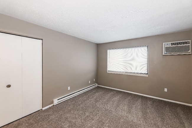 Photo - 4648 Talmadge Rd Unit 4672 Talmadge Rd Apt 3B