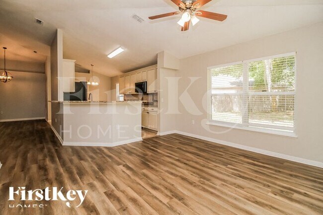 Photo - 1844 Doe Lake Ct