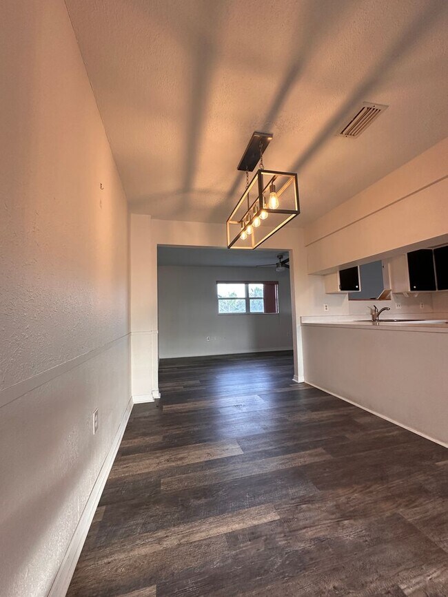 Photo - 5605 26th St W Unidad A