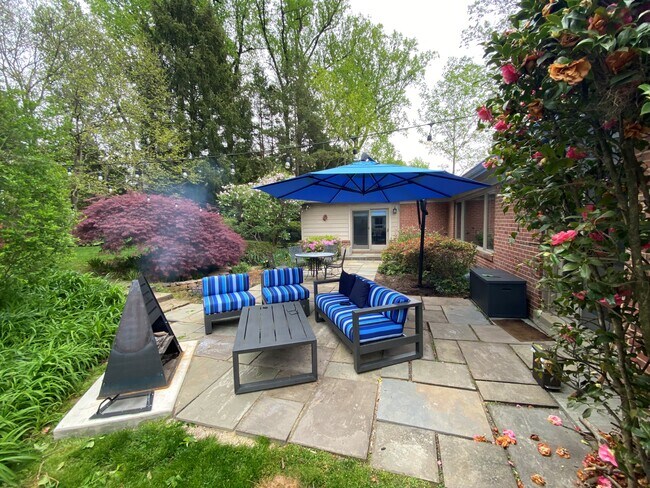 Photo - 6805 Millwood Rd