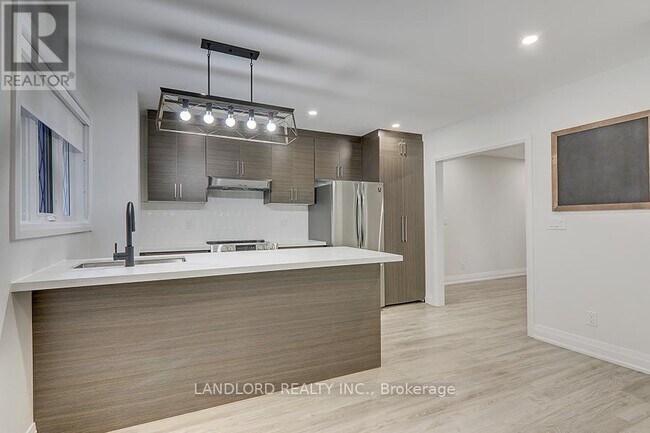 Photo - 2520 Bloor St W Unité 18