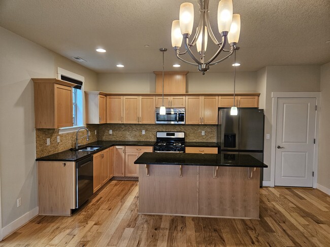 Photo - 11516 SW Berlin Ave