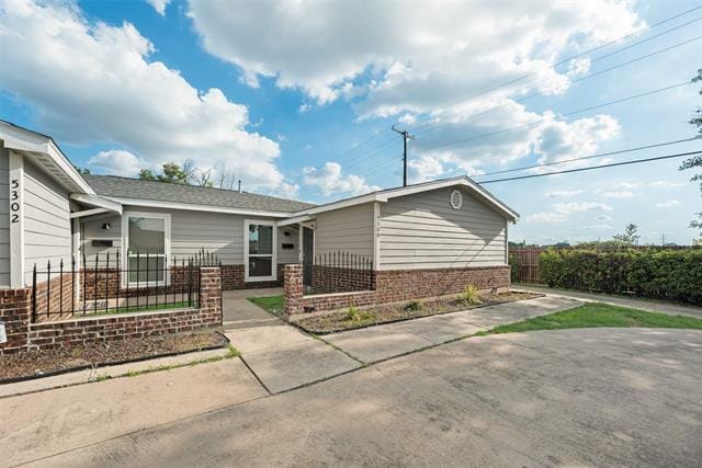 Photo - 5302 Wooten Dr