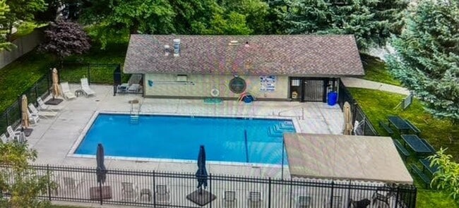 Photo - 4185 Falling Water Dr