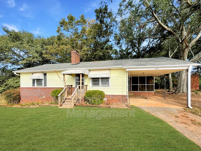 Building Photo - 237 Oak Rd Rental