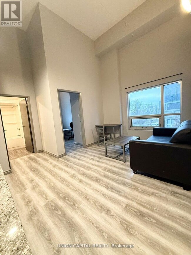Photo - 275 Larch St Unit F101