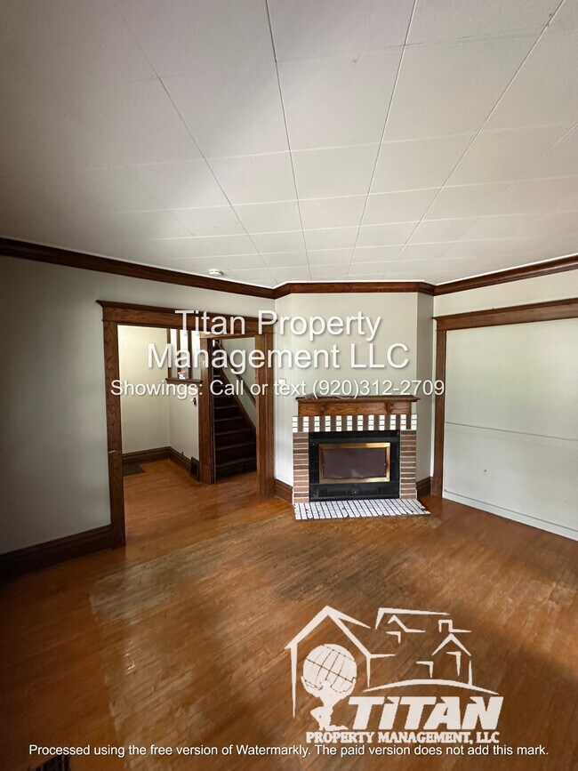 Photo - 855 Vine Ave