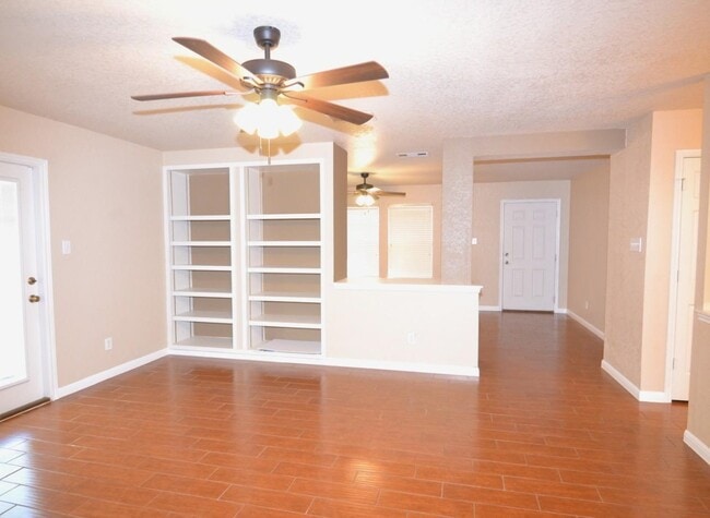 Photo - 11116 Vollmer Ln