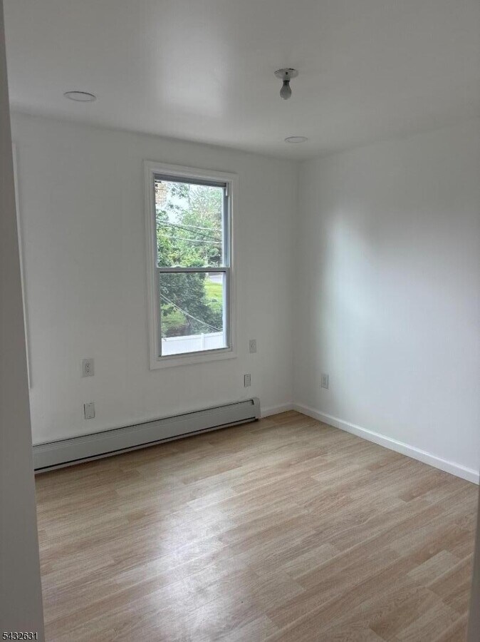 Photo - 500 Burnside St Unidad 2
