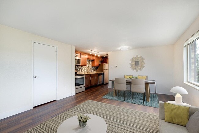 Photo - 15 Washington