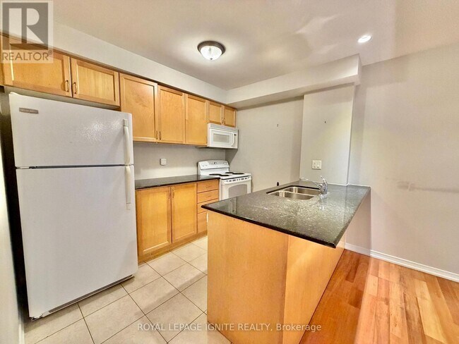 Photo - 61 Clarington Blvd Unité 117