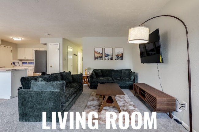 Photo - 3149 Oak Cir N