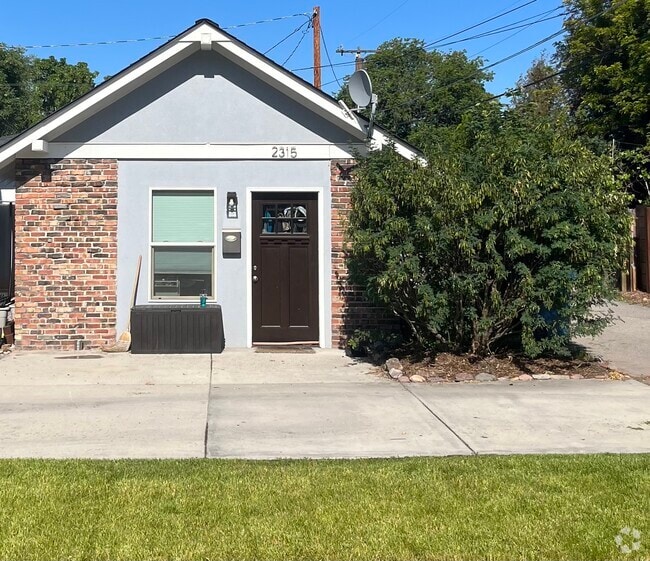 Building Photo - 2315 Hilda Ave Rental