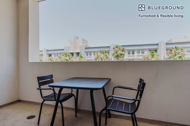 Photo - 5100 Wilshire Blvd Unidad FL4-ID1224