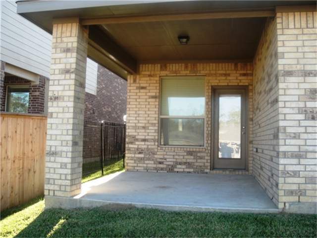 Photo - 42 Black Swan Ct