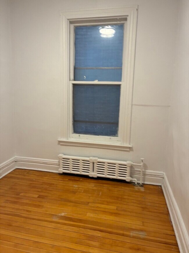 Photo - 320 Cooper St