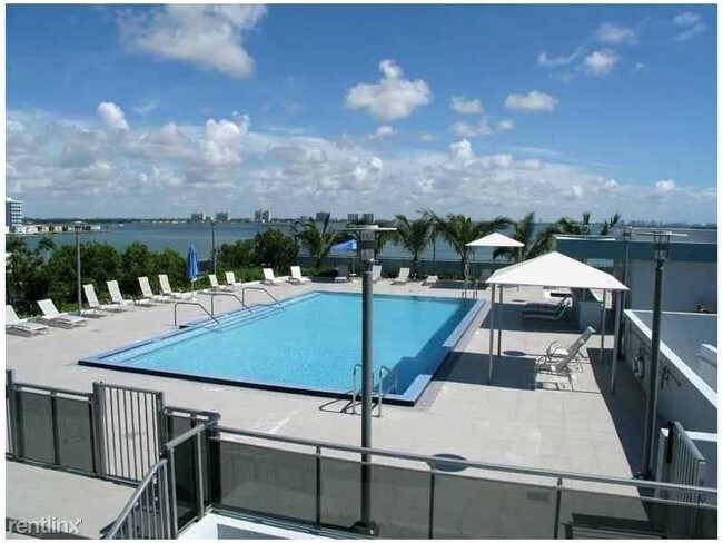 Photo - 3 br, 2.5 bath Condo - 7901 Hispanola Fabu...