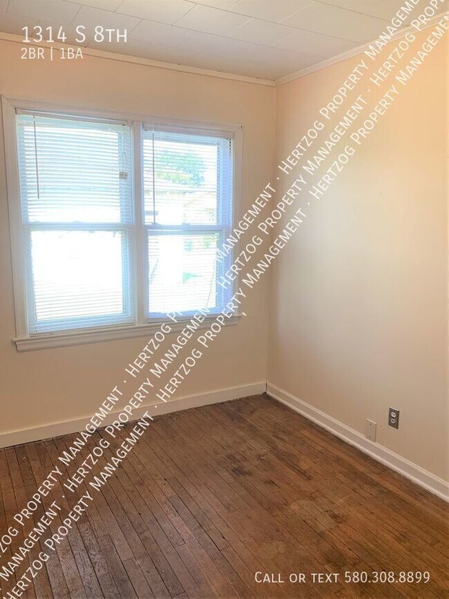 2 Bedroom 1 Bathroom Duplex! Rental For Rent in Ponca City, OK