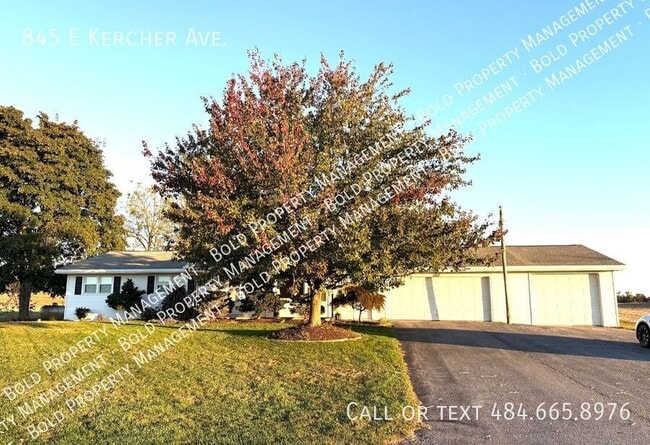 Building Photo - 845 E Kercher Ave