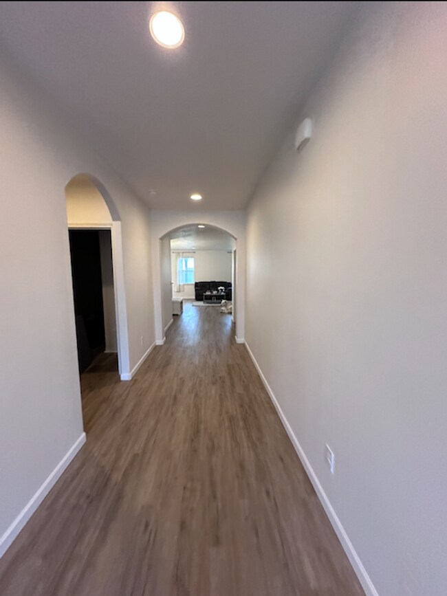 3 Bedroom 2 Bathroom Home, Upgraded Home House Rental in Moses Lake