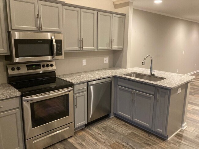 Photo - End Unit townhome in Westwind Villas