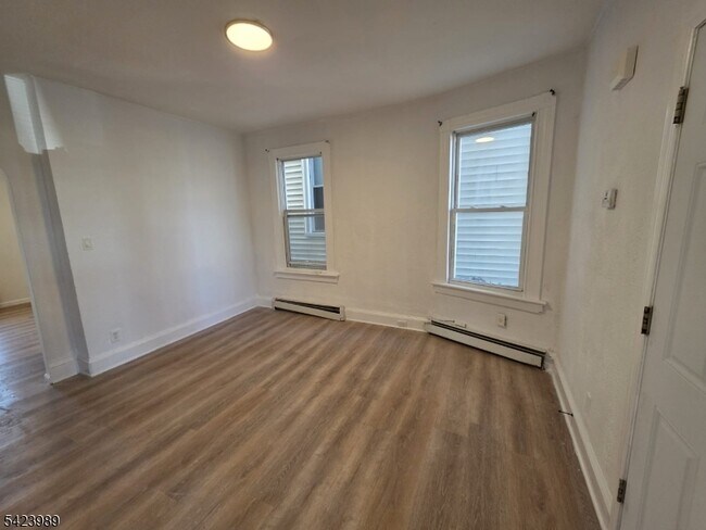 Photo - 18 Michigan Ave