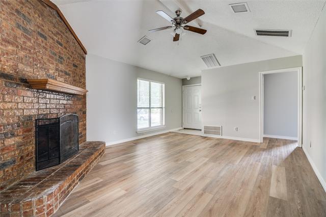 Photo - 2400 Guerrero Dr