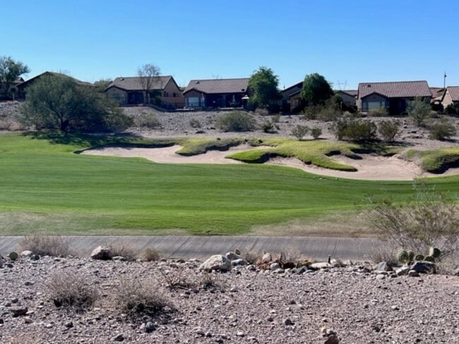 Building Photo - 3 Bed 2 Bath Golf Gated Community Pet Friendly,Boat Garage. Bullhead Parkway