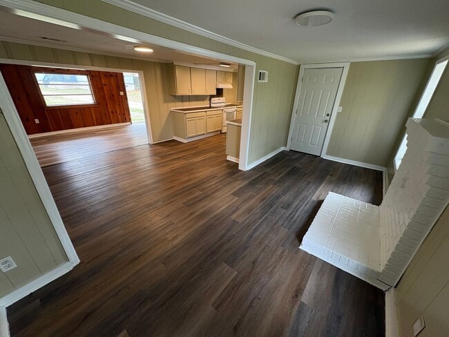 Photo - 3 Bedroom House Available for Rent